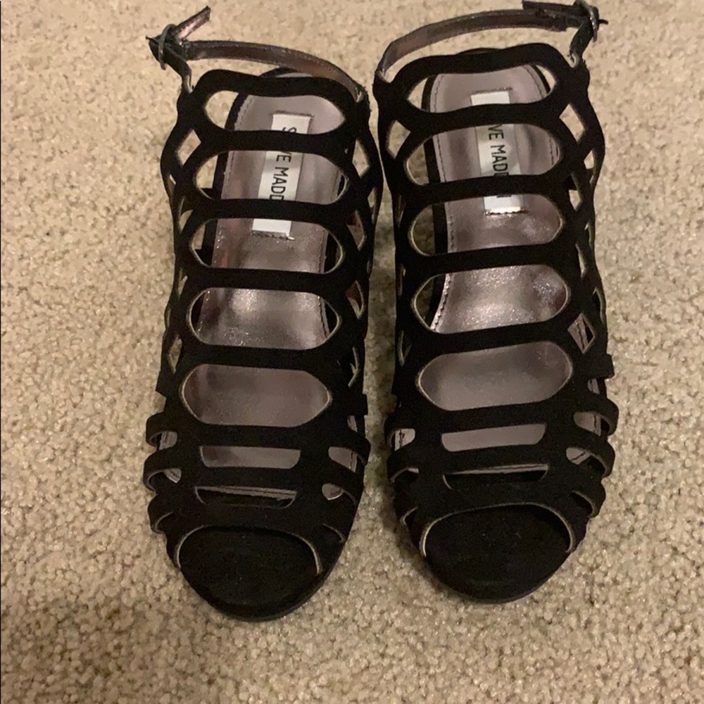 Girls size 5 Steve Madden shoes